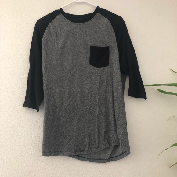 Men’s 3 Quarter Raglan Sleeve Pocket Tee - Picture 1 of 2